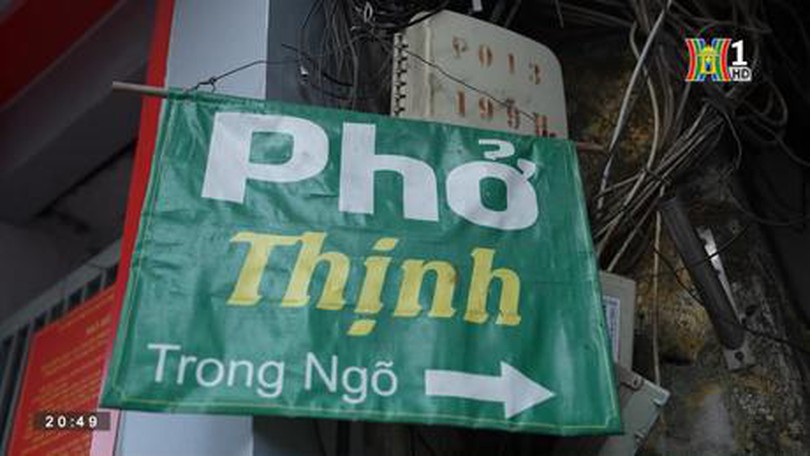 Quán phở trong ngõ hẹp