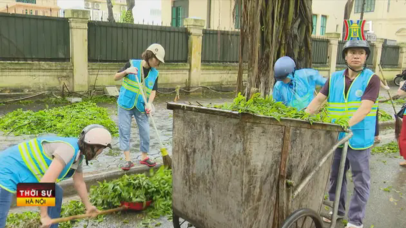 Đảm bảo vệ sinh môi trường sau bão