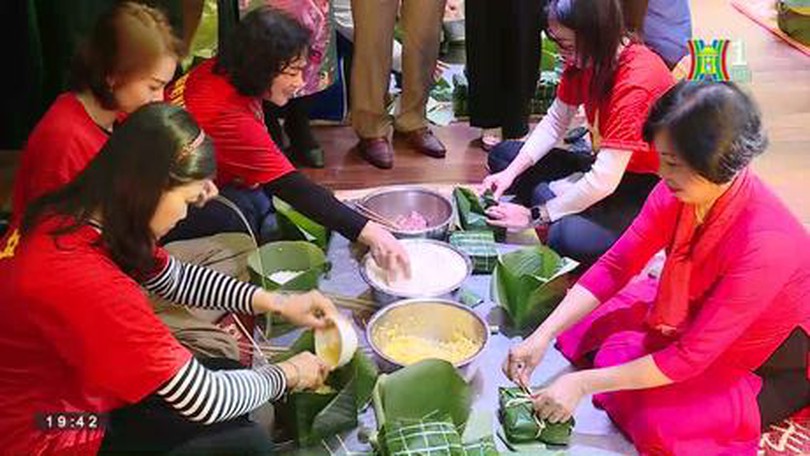 Bánh chưng xanh - Đón Tết an lành