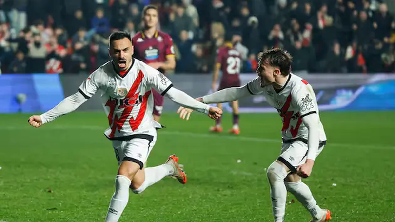 Alvaro Garcia mang về 3 điểm cho Rayo Vallecano
