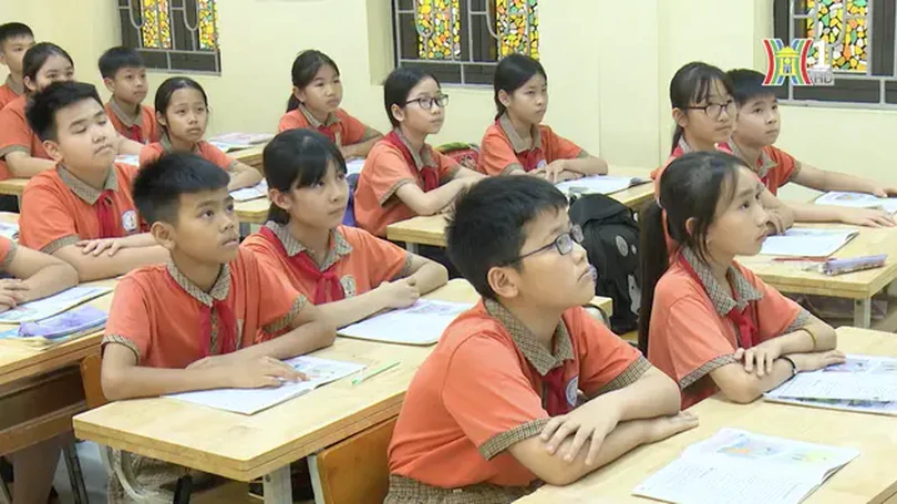 Giáo dục nếp sống thanh lịch, văn minh cho học sinh | Giáo dục và đào tạo | 09/06/2024