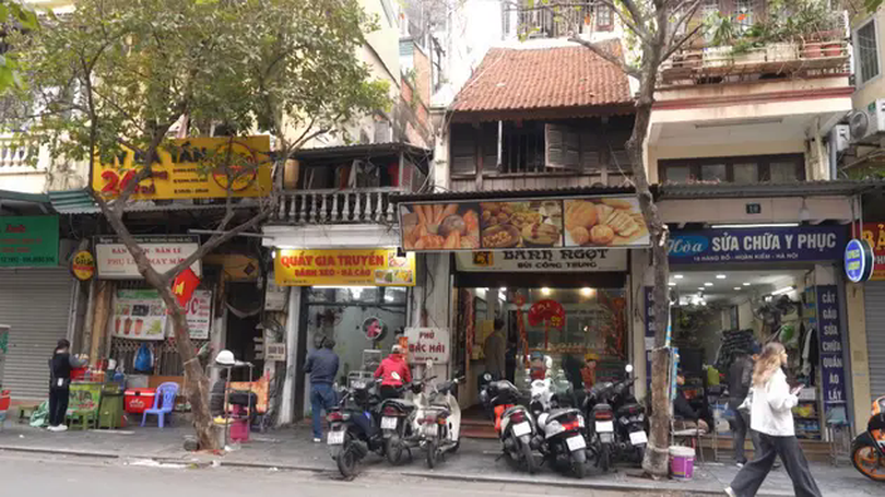 Nhịp sống trên phố Hàng Bồ