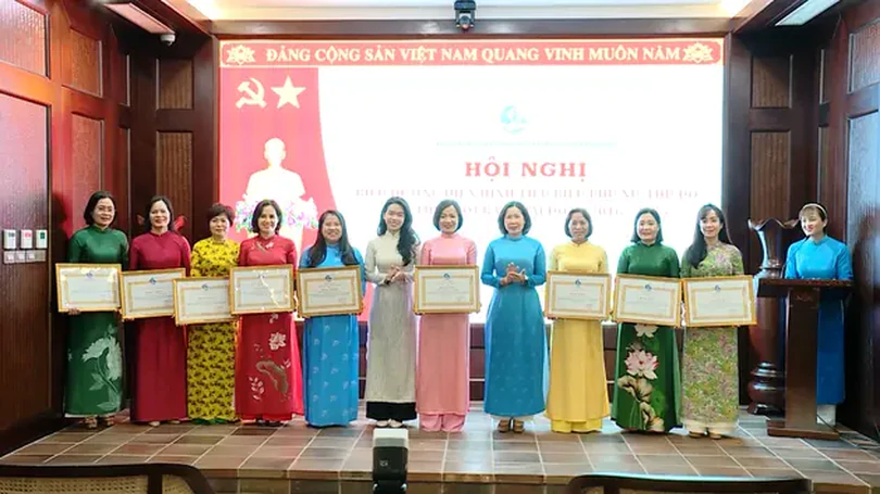 Phụ nữ Thủ đô học tập và làm theo lời Bác
