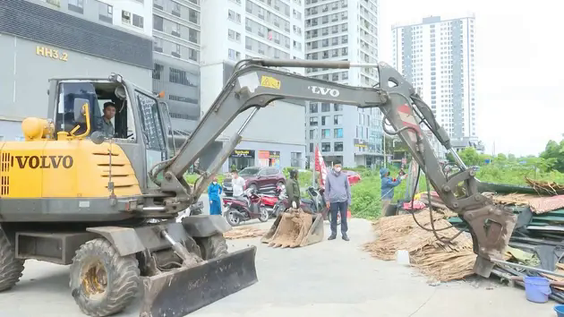 Phường Đại Mỗ cưỡng chế vi phạm trên đất nông nghiệp