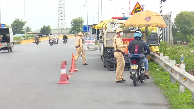 CATP tăng cường xử lý vi phạm tốc độ tại Phú Xuyên
