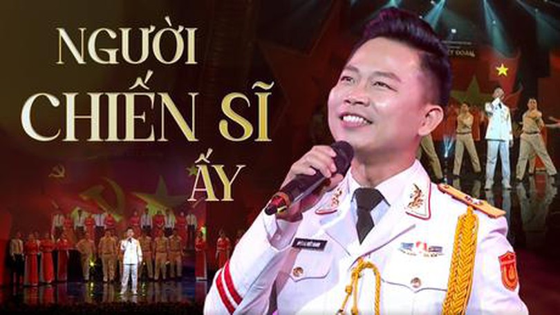 Người chiến sĩ ấy