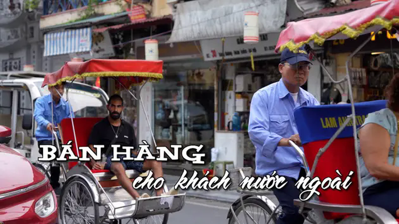 Bán hàng cho khách nước ngoài | Nhịp sống Hà Nội | 15/04/2025