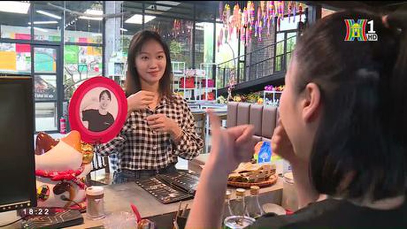 Quán cà phê đặc biệt được phục vụ bởi người khuyết tật