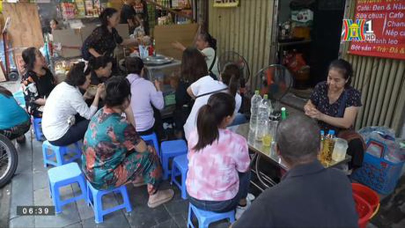 Bán hàng ăn ở chợ
