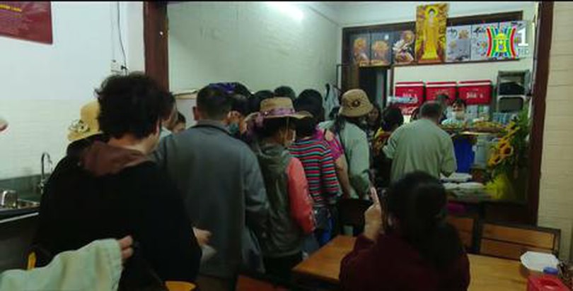 Quán cơm 0 đồng cho bệnh nhân nghèo