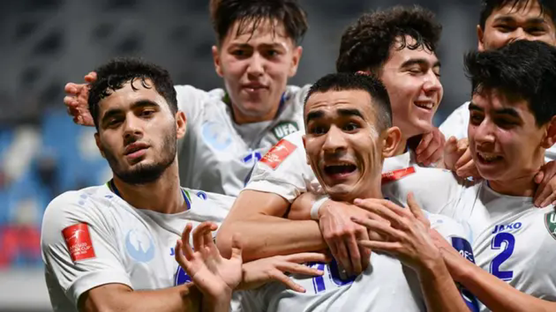 Uzbekistan giành quyền vào tứ kết U20 châu Á