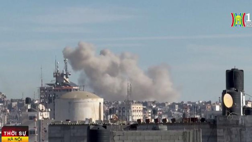 Israel tăng cường bắn phá Dải Gaza