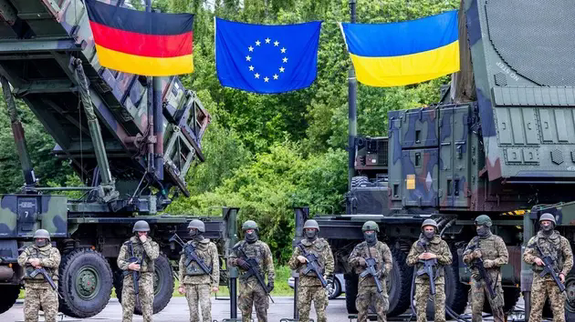 EU kêu gọi tăng chi tiêu quốc phòng