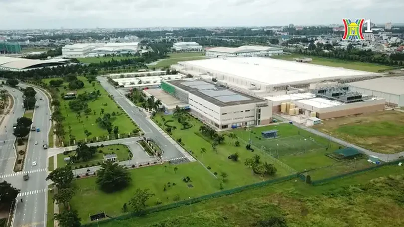 Chuyển dịch năng lượng bền vững - thu hút đầu tư xanh | Thủ đô và thế giới | 18/05/2024