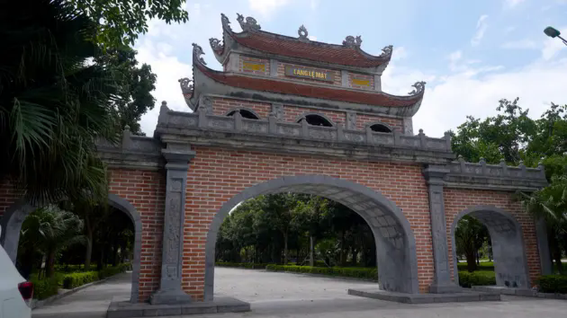 Cổng làng trong phố | Hà Nội đến để yêu | 18/06/2025