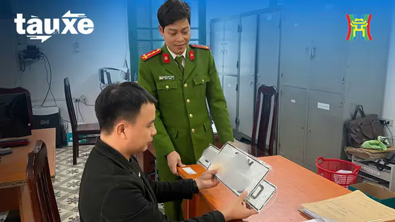 Cấp đổi biển số ô tô tại xã diễn ra thuận lợi | Bản tin Tàu và Xe | 19/03/2025