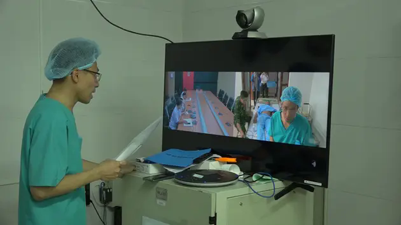 Bệnh xá ngoài đảo xa