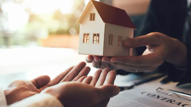 Những loại thuế, phí cần đóng khi mua bán nhà, đất