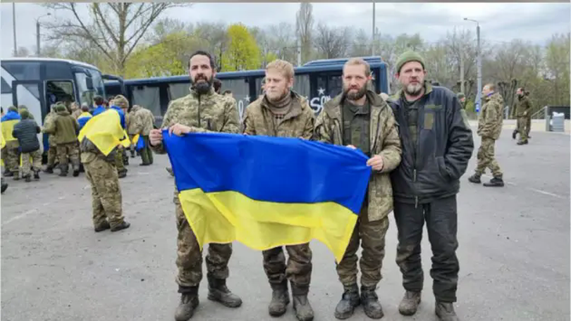 Nga - Ukraine trao đổi tù binh quy mô lớn