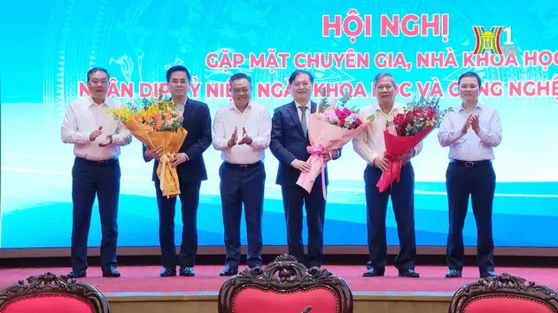 Hà Nội gặp mặt các nhà khoa học | Công nghệ và đời sống | 22/05/2024