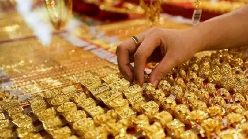 Giá vàng trong nước tiếp tục tăng mạnh