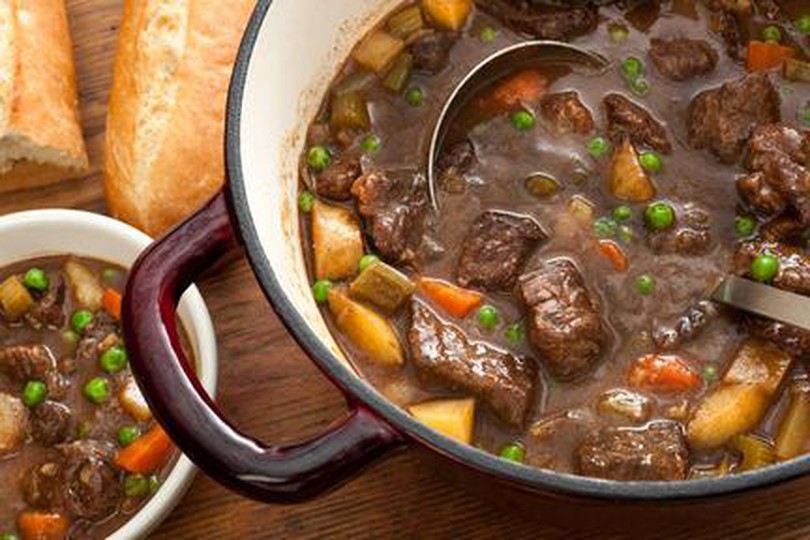 Bỏ túi 'bí kíp' làm món thịt bò hầm rượu vang