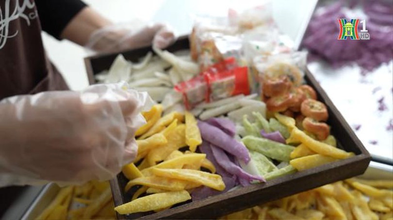 Mứt 'handmade', hương vị mới lạ cho ngày Tết cổ truyền
