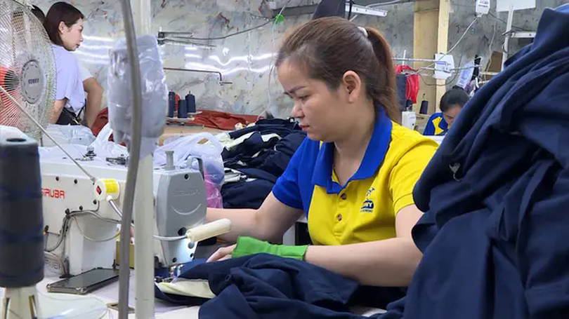 Đơn hàng tăng, doanh nghiệp dệt may lo thiếu lao động