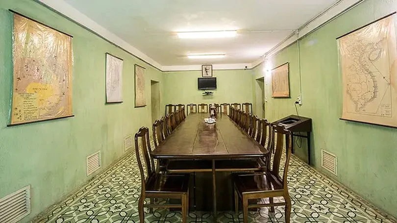 Tổng hành dinh trong mùa xuân đại thắng