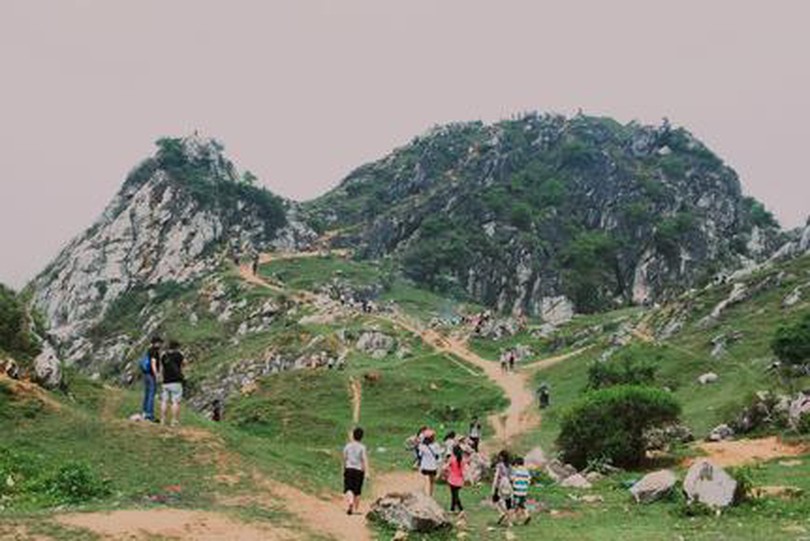 Núi Trầm -  nơi lý tưởng để dã ngoại