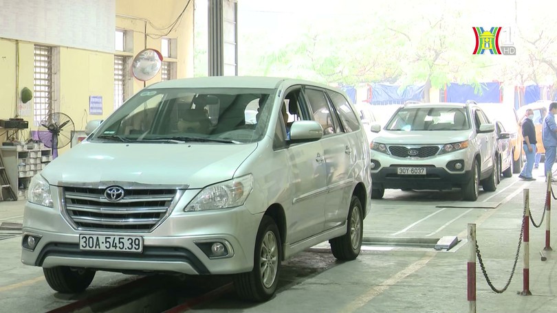 Lo ngại tái diễn ùn tắc đăng kiểm | Góc nhìn Hà Nội | 12/07/2024