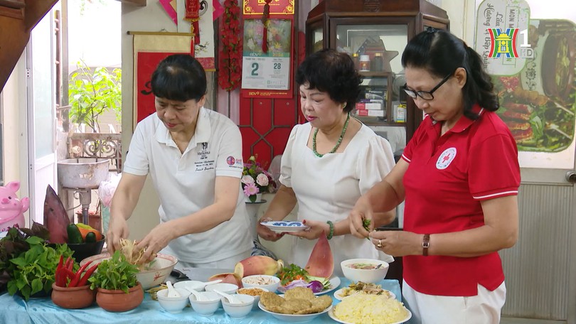 Chuyên gia ẩm thực giàu lòng nhân ái | Người tốt quanh ta | 26/05/2025