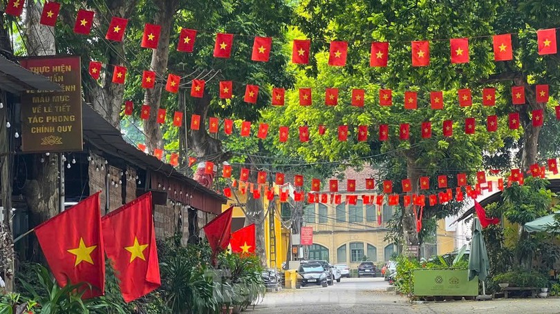 Chào 30 tháng 4 | Nhịp sống Hà Nội | 27/04/2025