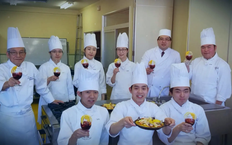 Giữ hồn quê giữa tinh hoa ẩm thực Nhật | Người Việt 5 châu | 27/12/2025
