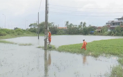 Khôi phục điện, đường, trường, trạm ở vùng lũ Đắk Lắk