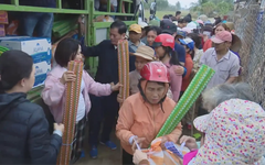 Chung tay tái thiết vùng lũ