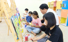 Người họa sĩ gieo mầm ước mơ từ những nét vẽ | Người tốt quanh ta | 15/12/2025