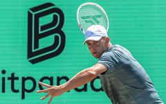 Bán kết giải quần vợt Mallorca Open diễn ra kịch tính