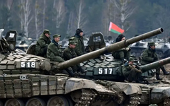 Ukraine cảnh báo quân sự tới Belarus