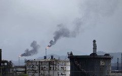 Tác động và thách thức khi Mỹ kiểm soát dầu mỏ Venezuela