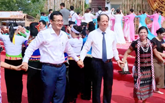 Không gian giao lưu, hội tụ những sắc màu văn hóa
