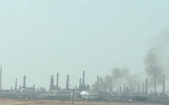 Houthi tập kích cơ sở dầu khí của Saudi Arabia