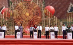 Thăng Long - Hà Nội, ngàn năm văn hiến - Muôn sắc Việt Nam
