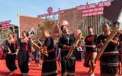 Sắc màu văn hóa đồng bào dân tộc tại Làng Văn hóa – Du lịch các dân tộc Việt Nam