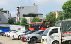 Nhức nhối bãi xe tự phát: Trách nhiệm từ cơ sở
