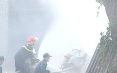 Xã Bát Tràng diễn tập chữa cháy cơ sở sản xuất gốm sứ