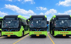 Transerco đưa 28 xe buýt điện hoạt động trên hai tuyến 22A và 22B