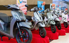 Siết chuẩn an toàn ắc quy xe điện từ tháng 10/2026
