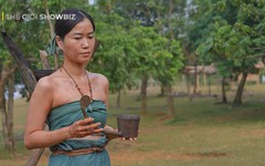 Lâm Vỹ Dạ, Hứa Minh Đạt gây ngỡ ngàng với 'răng đen, xăm mặt'