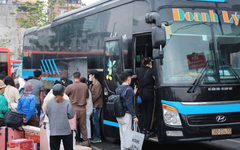 Vận tải hành khách vào cao điểm phục vụ Tết Nguyên đán